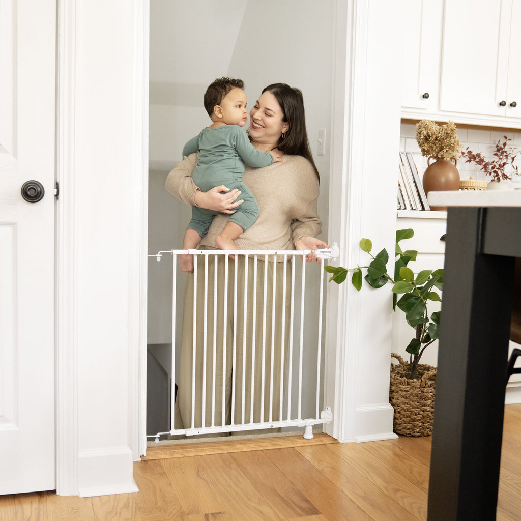 The Stairway 42W Series Safety Pet and Baby Gate, Openings from 28-42 Wide - White