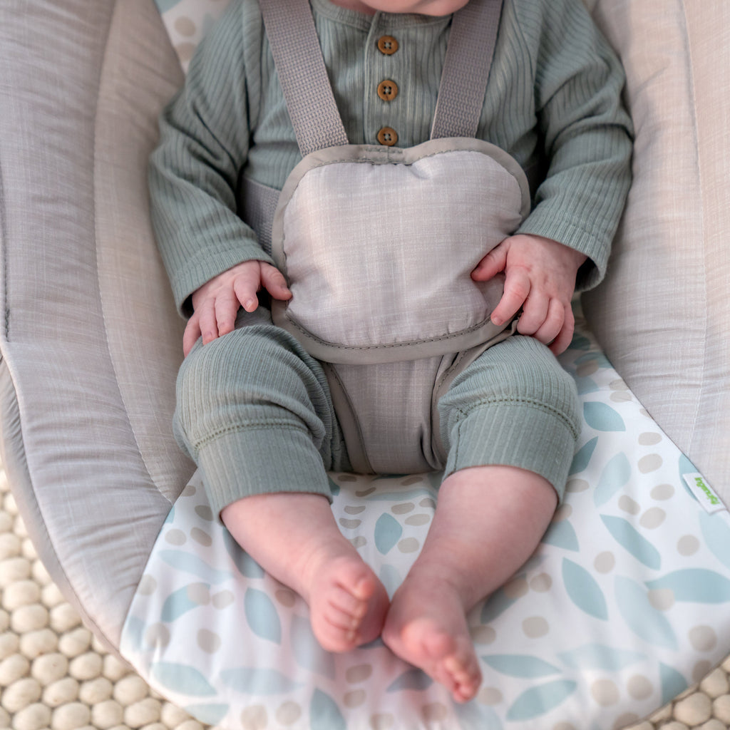 Ingenuity Comfort 2 Go Portable Swing - Endless Bloom