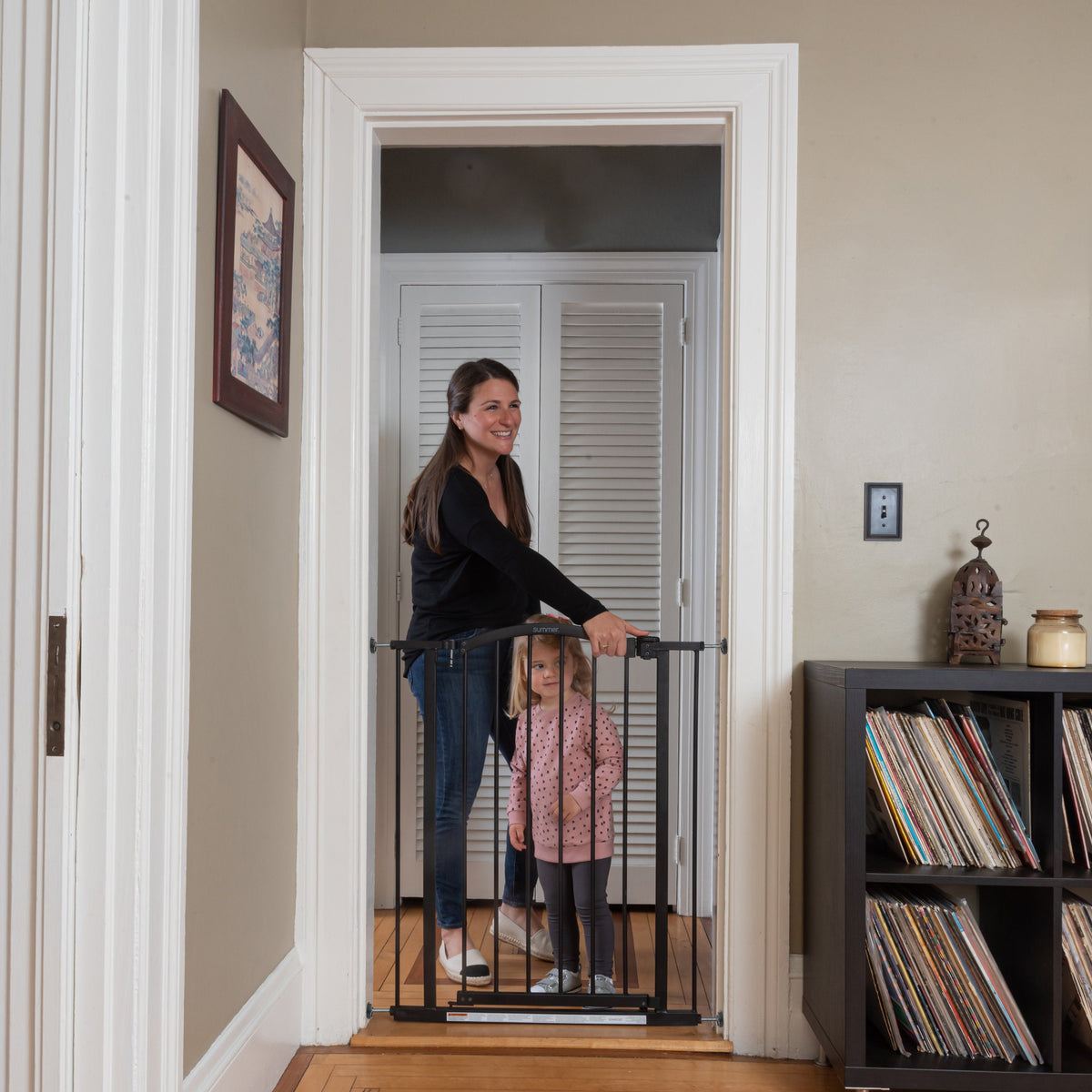 Extra Tall Dcor Safety Pet and Baby Gate, Openings 28.75- 39.75 Wide, 36 Tall - Black