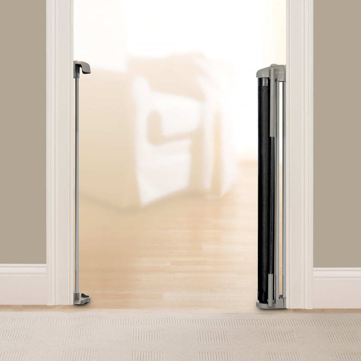 Ingenuity Tuck Away Retractable Extra Wide Gate