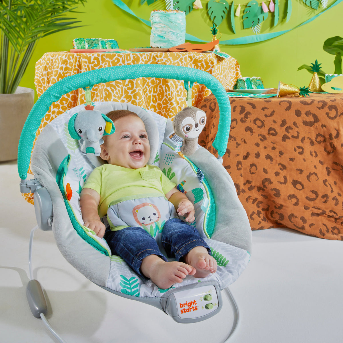 Bright Starts Jungle Vines Comfy Baby Bouncer with Vibrating Infant Seat & Taggies