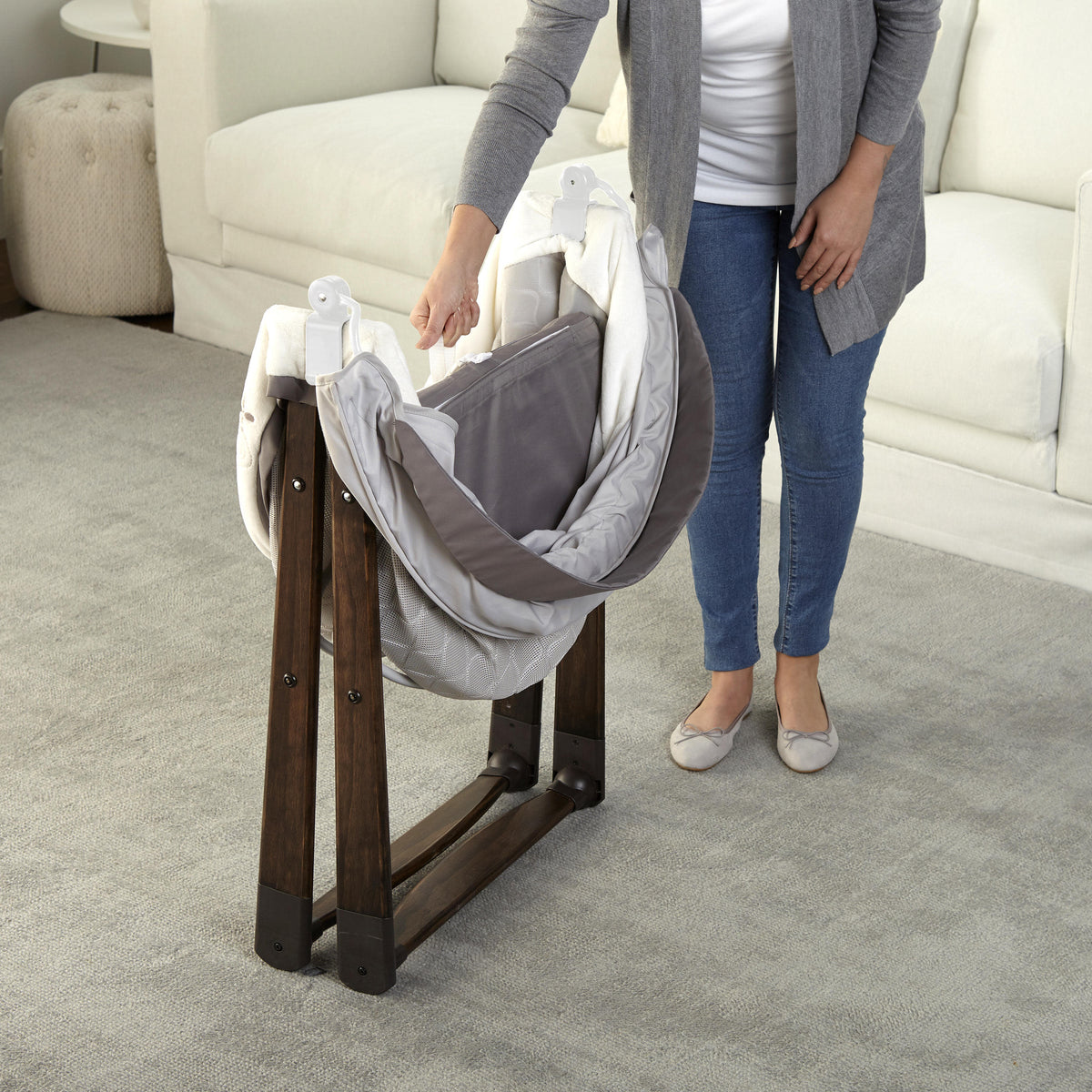 FoldAway Rocking Wood Bassinet - Carrington