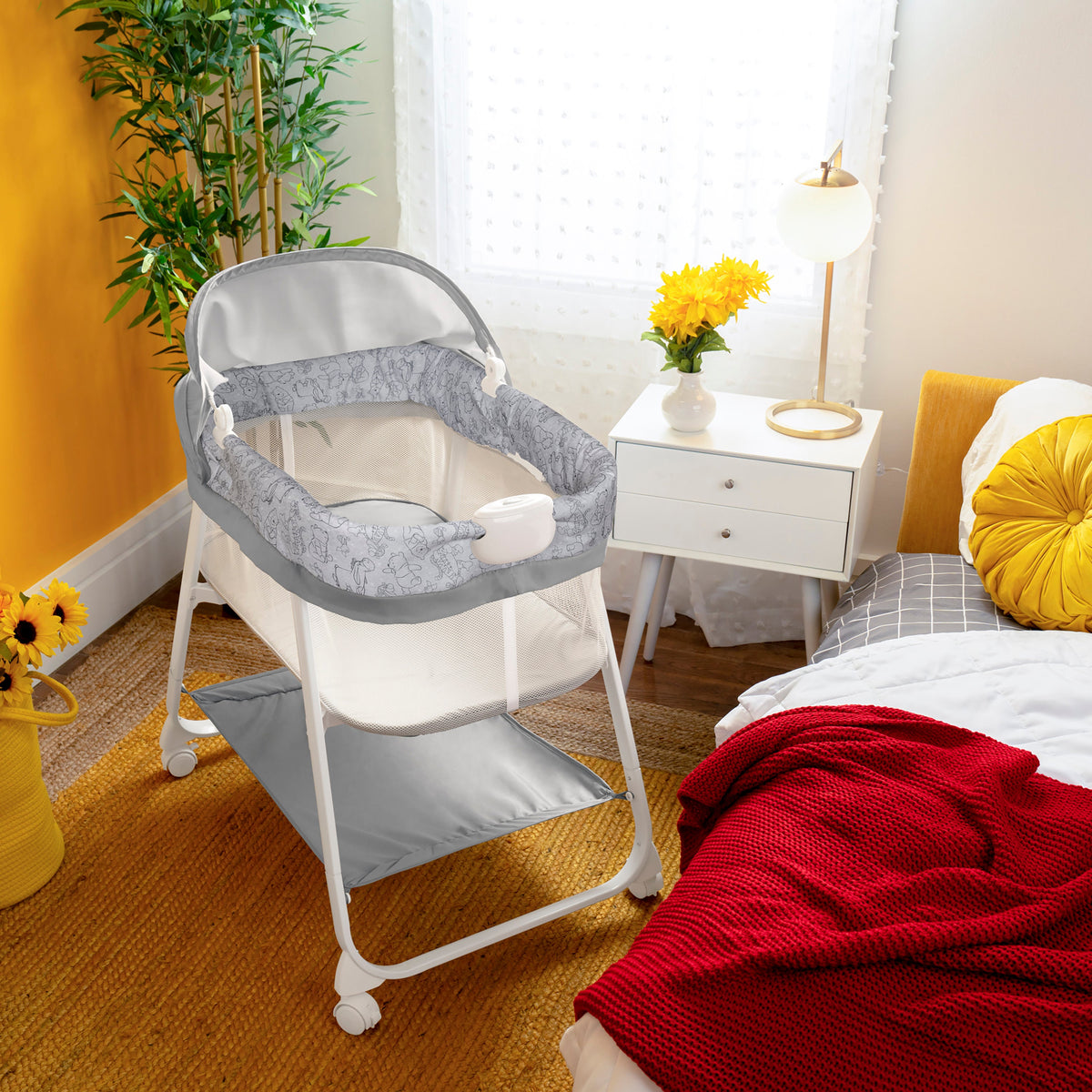Bright Starts Disney Baby Winnie the Pooh Soothing Baby Bassinet